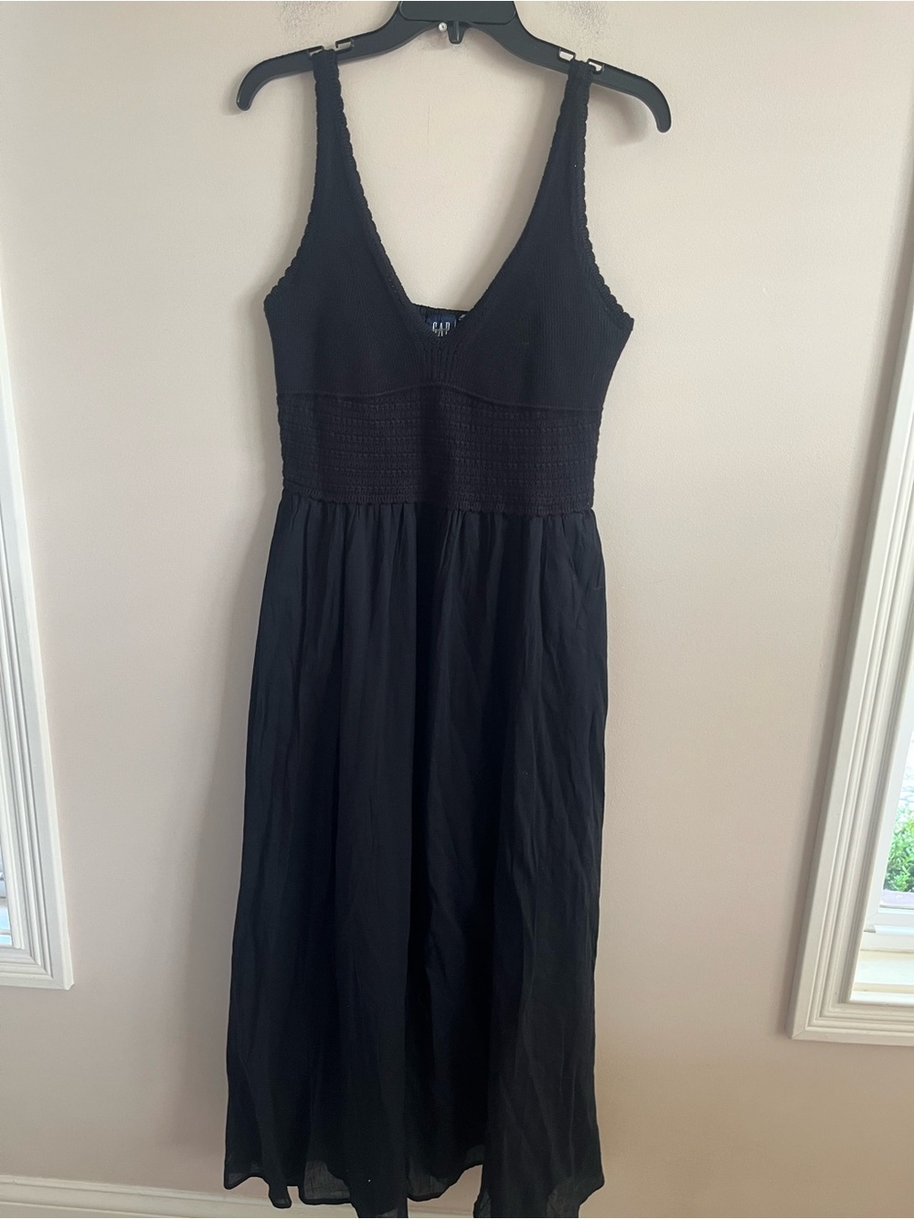 NWOT-GAP Black Midi Dress, Medium
